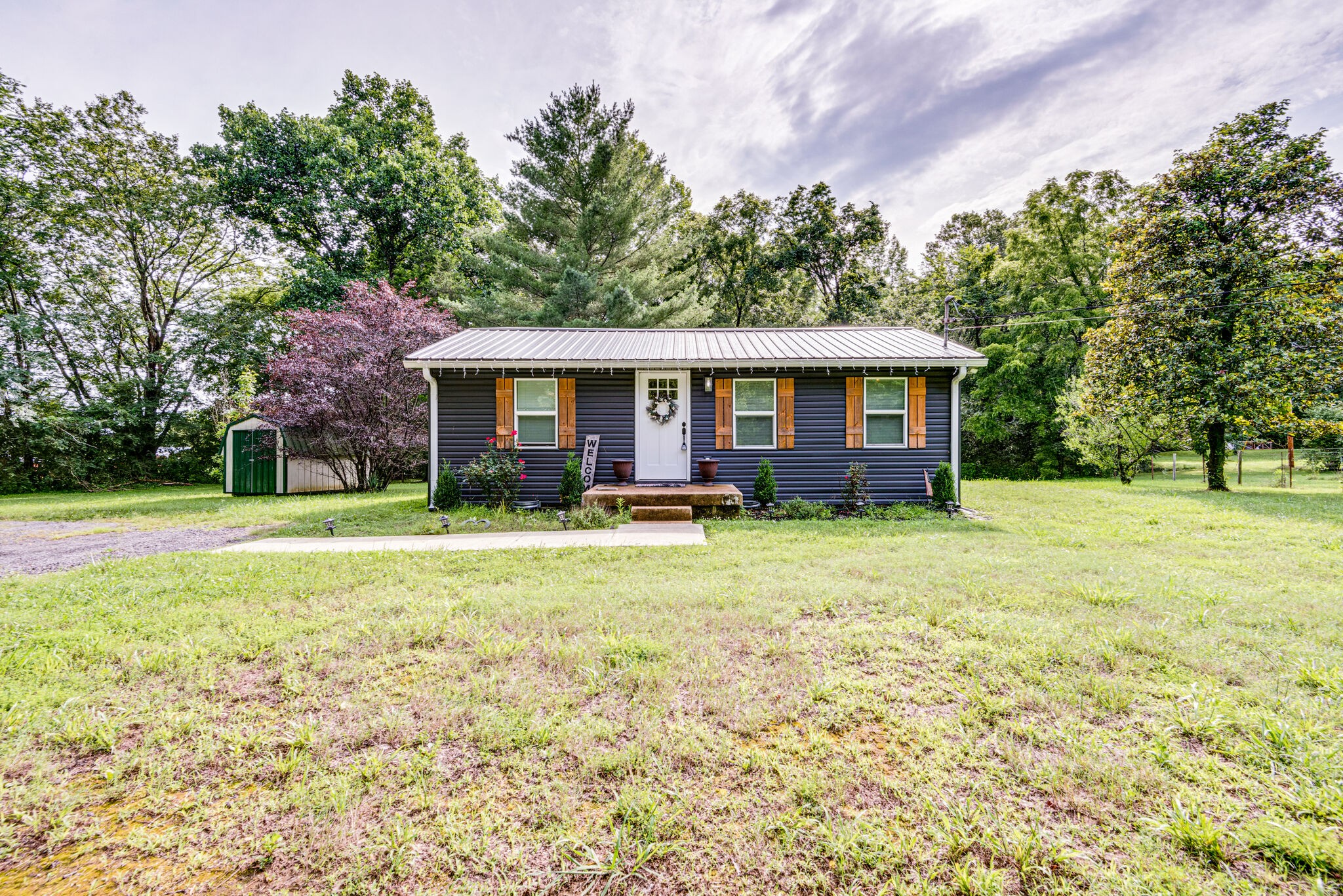5912 Baker Loop Lyles, TN 37098 - Photo 1 of 26 Gallery Image 1