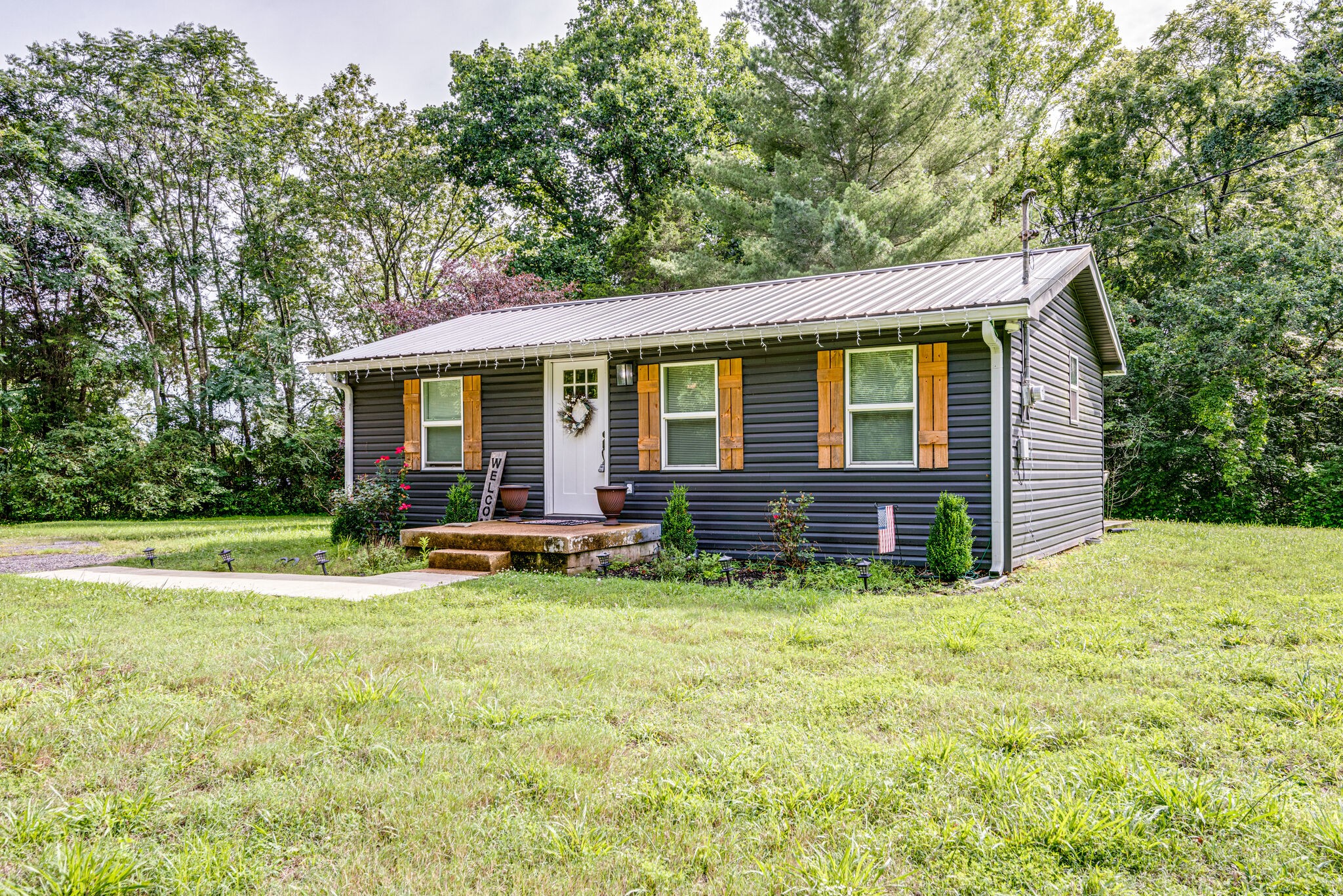 5912 Baker Loop Lyles, TN 37098 - Photo 5 of 26 Gallery Image 5