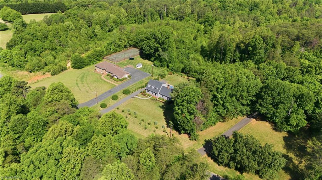 725 Academy Street Rural Hall, NC 27045 - Photo 8 of 48 Gallery Image 8