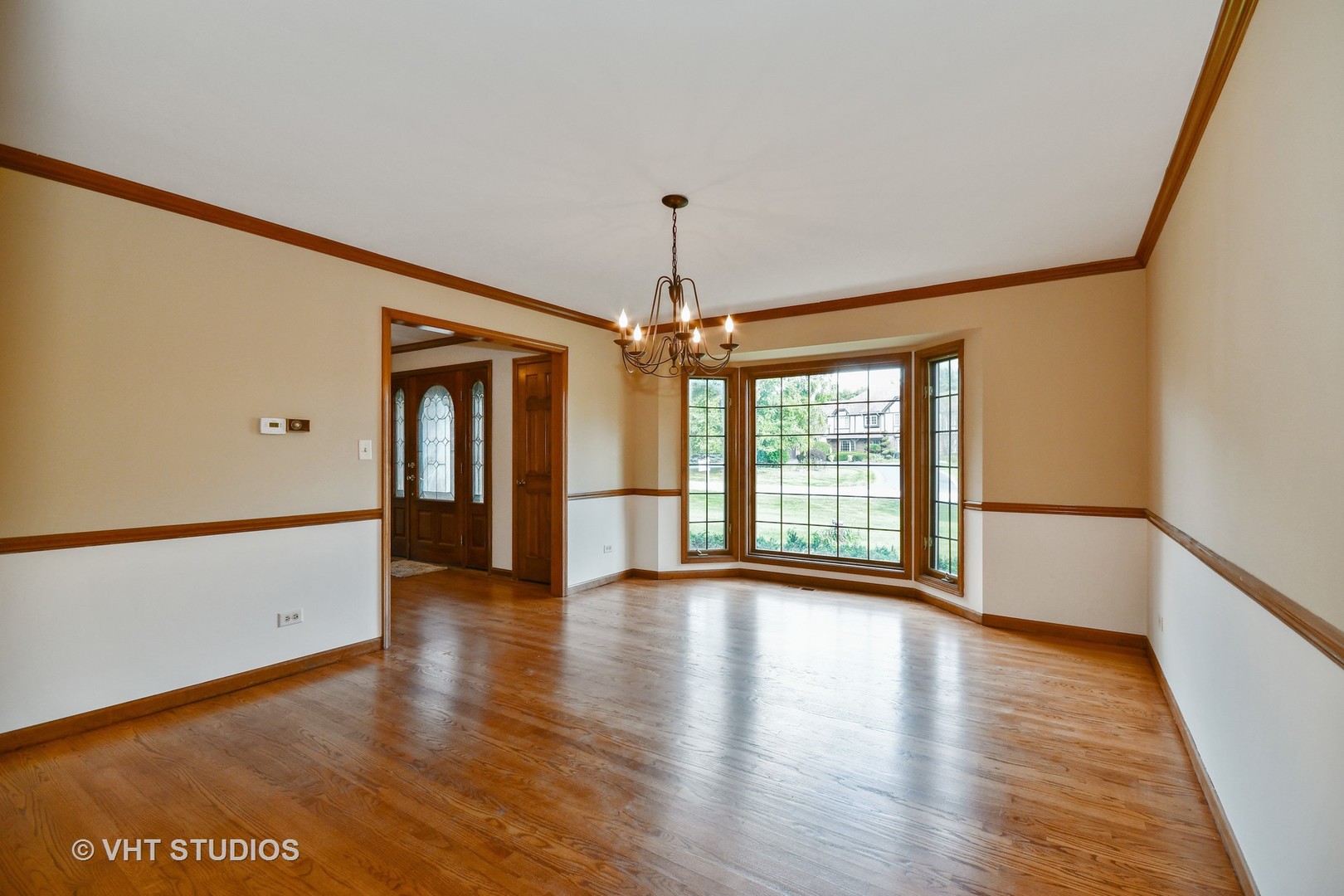 31W161 Prairie Lane Wayne, IL 60184 - Photo 7 of 37