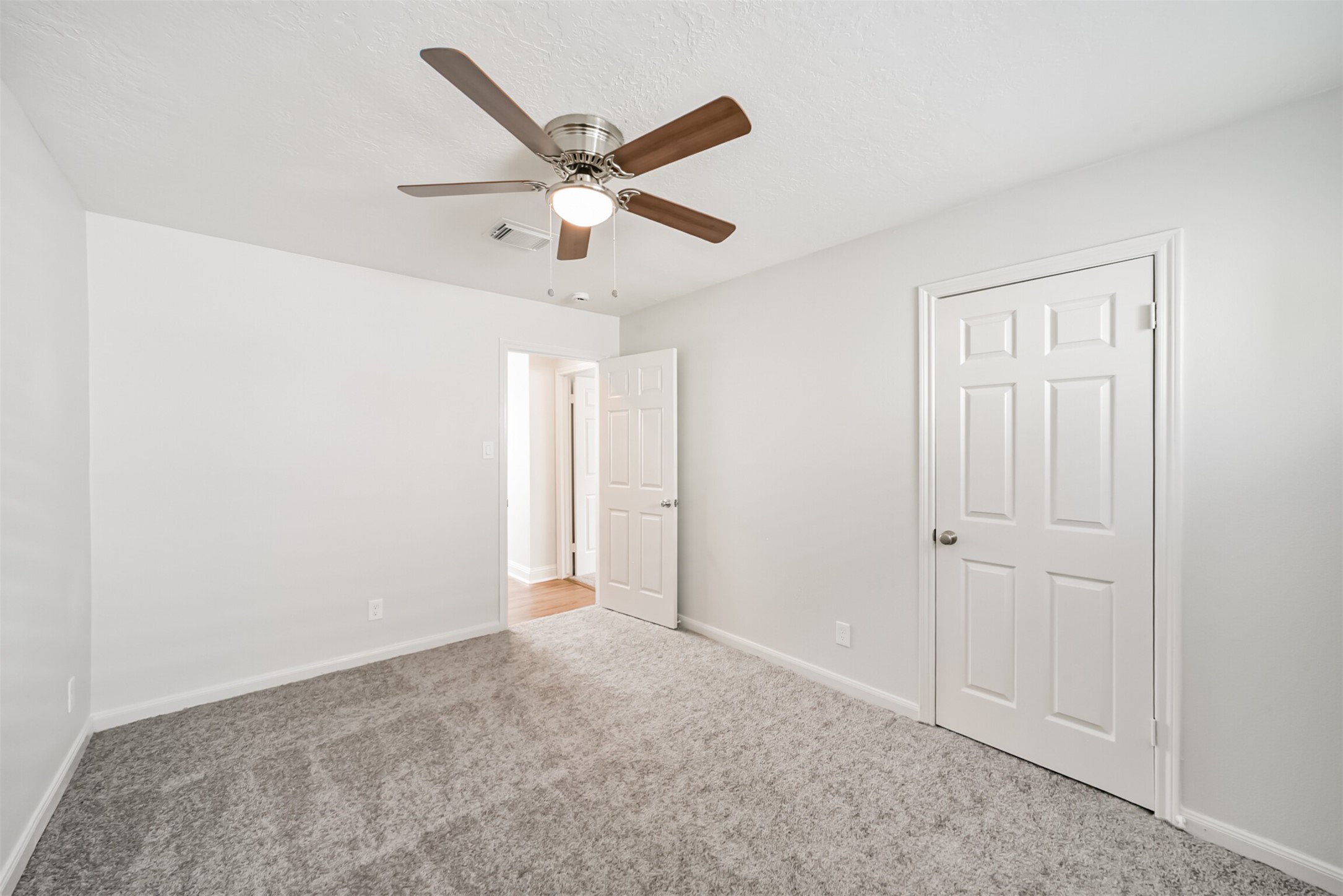 3319 Springrock Lane Houston, TX 77080 - Photo 24 of 38 Gallery Image 24