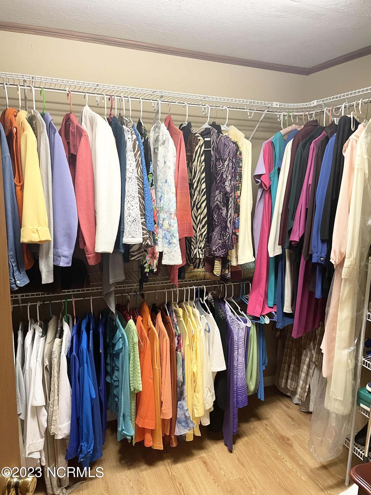 4115 Country Club Road Morehead City, NC 28557 - Photo 12 of 25 Master Closet