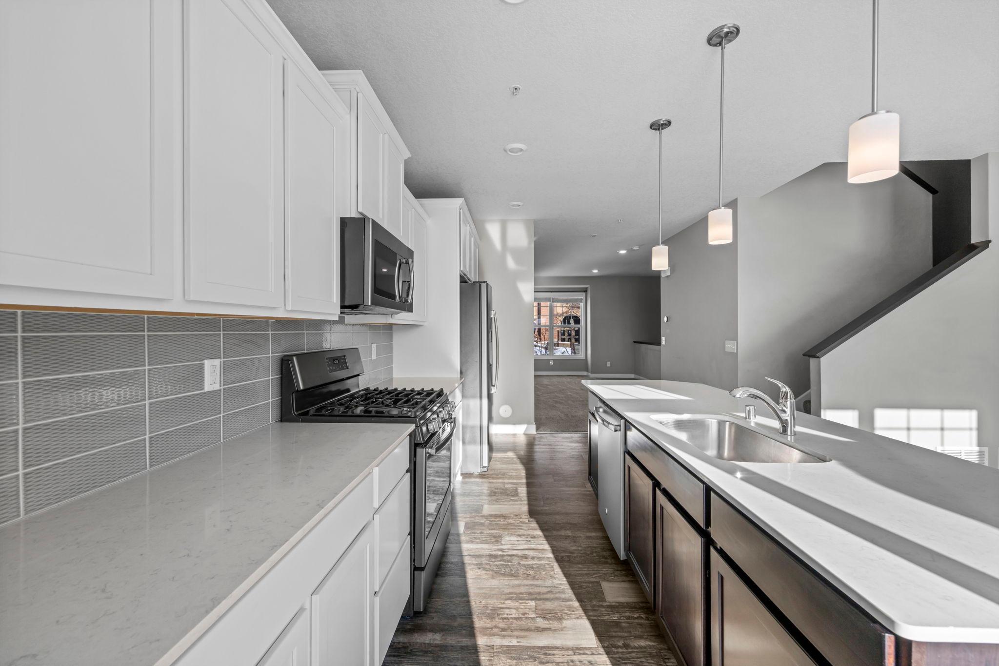 216 Monroe Street Anoka, MN 55303 - Photo 13 of 38