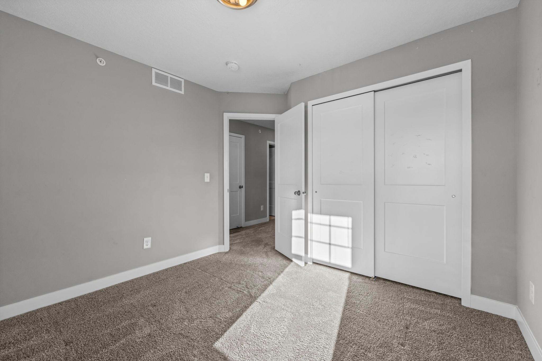 216 Monroe Street Anoka, MN 55303 - Photo 20 of 38