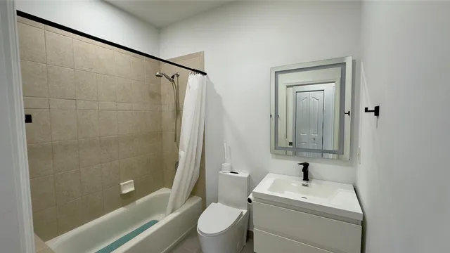 $750,000 | 5175 Northwest 50th Terrace, Coconut Creek, FL 33073