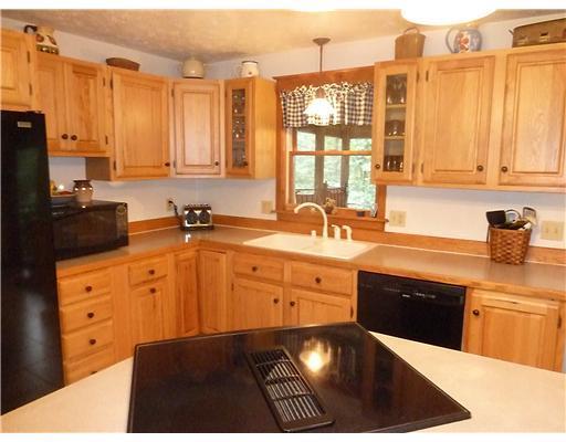 16 Oak Ridge Drive Standish, ME 04084 - Photo 16 of 19 Kitchen.