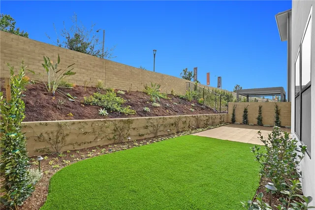 $9,500 | 168 Creation, Irvine, CA 92618