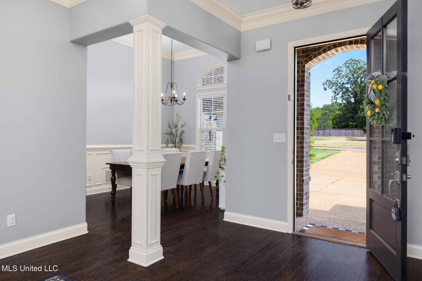 608 Shadow View Drive Hernando, MS 38632 - Photo 11 of 48 11 (10)