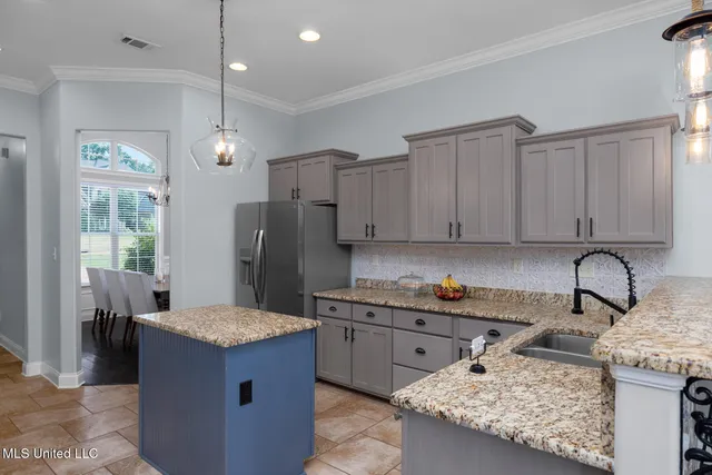 $420,000 | 608 Shadow View Drive, Hernando, MS 38632