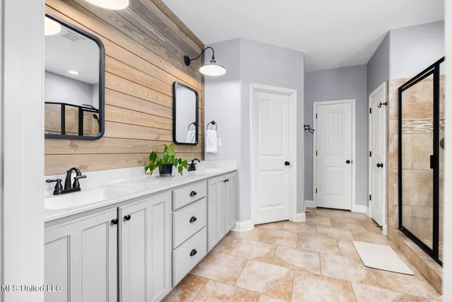 $420,000 | 608 Shadow View Drive, Hernando, MS 38632