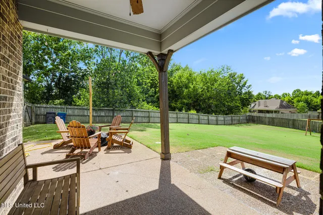 $420,000 | 608 Shadow View Drive, Hernando, MS 38632