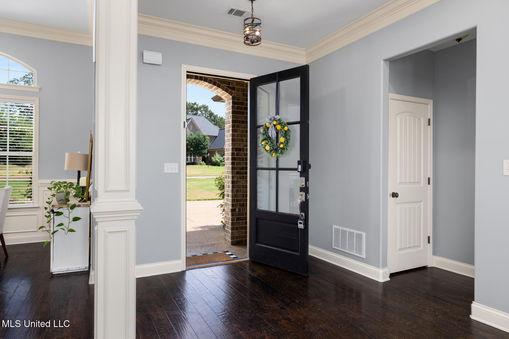 608 Shadow View Drive Hernando, MS 38632 - Photo 6 of 48 6 (11)