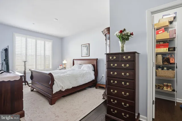 $499,999 | 43031 Foxtrail Woods Terrace, Unit 103, Ashburn, VA 20148