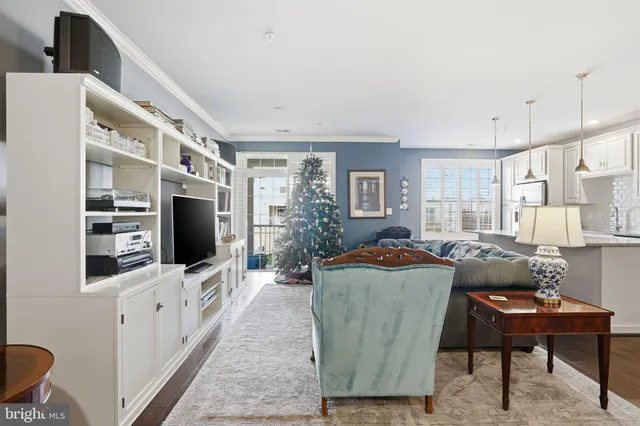 $499,999 | 43031 Foxtrail Woods Terrace, Unit 103, Ashburn, VA 20148