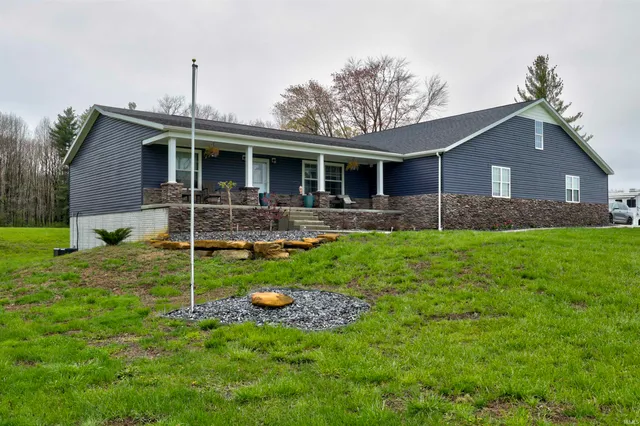 $685,000 | 11199 North State Road 161, Dale, IN 47523