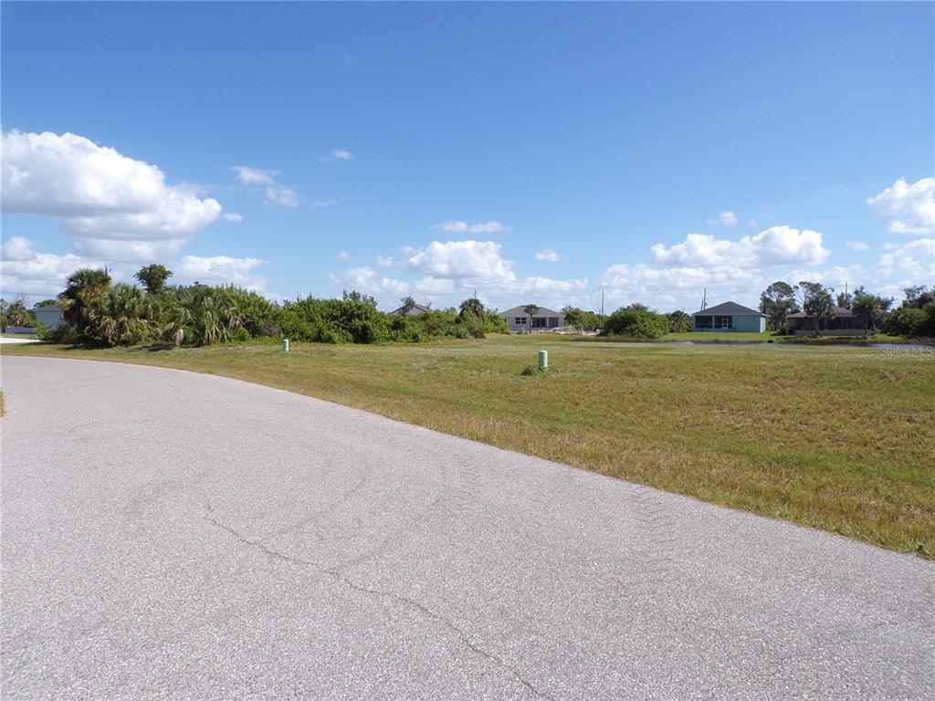 201 Redwood Road Rotonda West, FL 33947 - Photo 23 of 52 Gallery Image 23