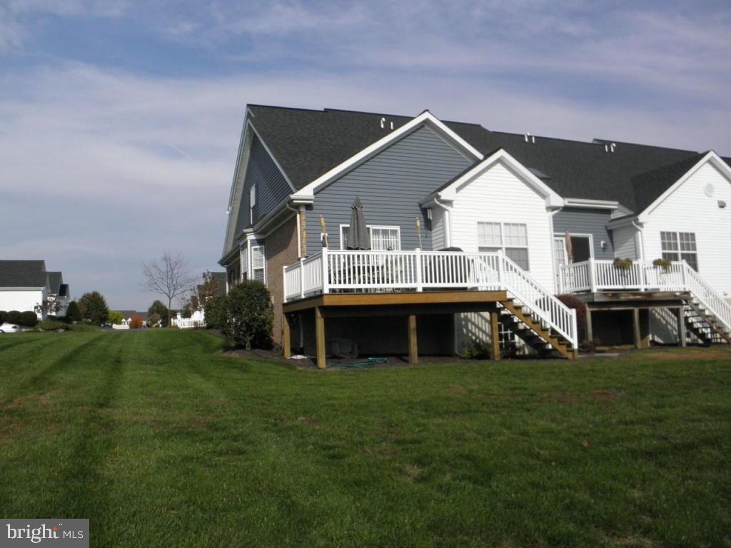 600 Chatham Way Lititz, PA 17543 - Photo 23 of 26 a front view of house with yard and green space