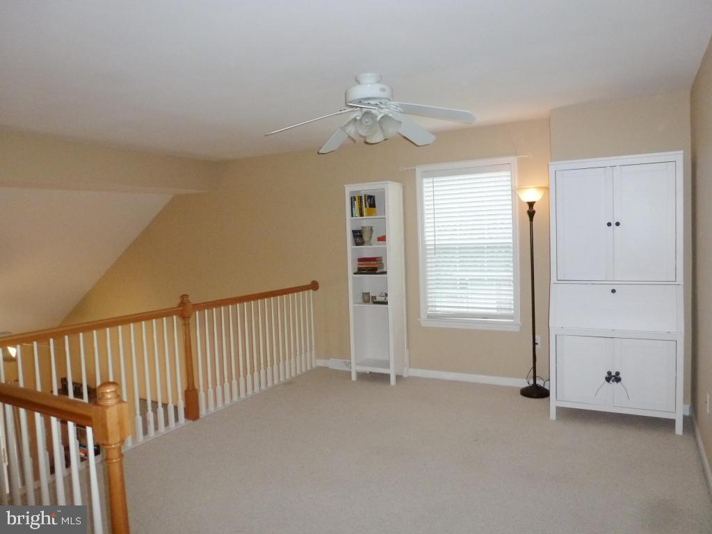 600 Chatham Way Lititz, PA 17543 - Photo 10 of 26 wooden floor in an empty room