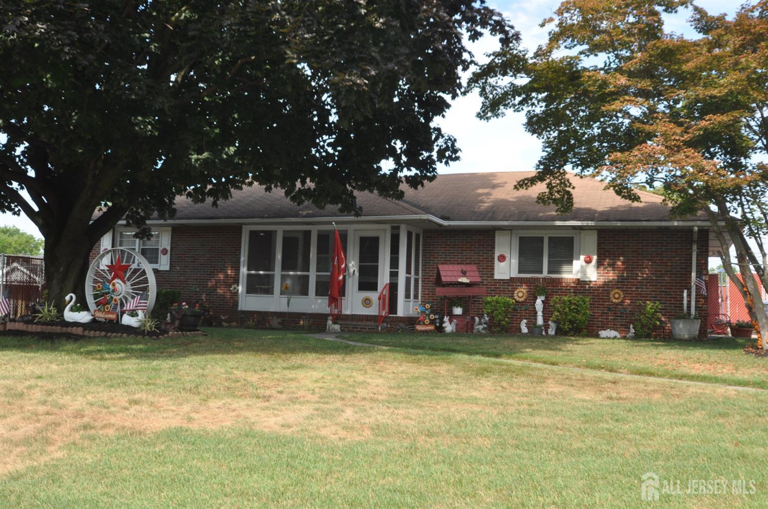 41 Blair Road Port Reading, NJ 07064 - Photo 2 of 14