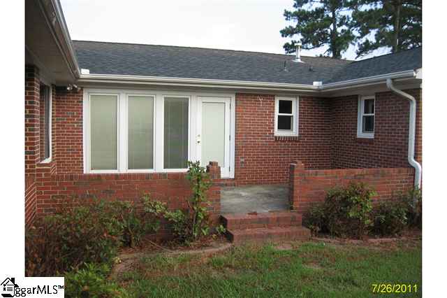 614 A B Jacks Road Clinton, SC 29325 - Photo 10 of 13 Gallery Image 10