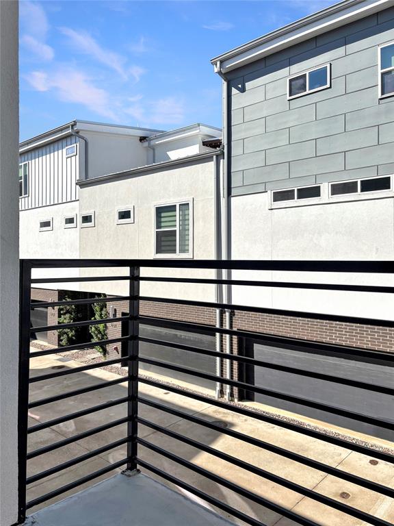 4934 Zuma Court Dallas, TX 75206 - Photo 7 of 22 a view of front door