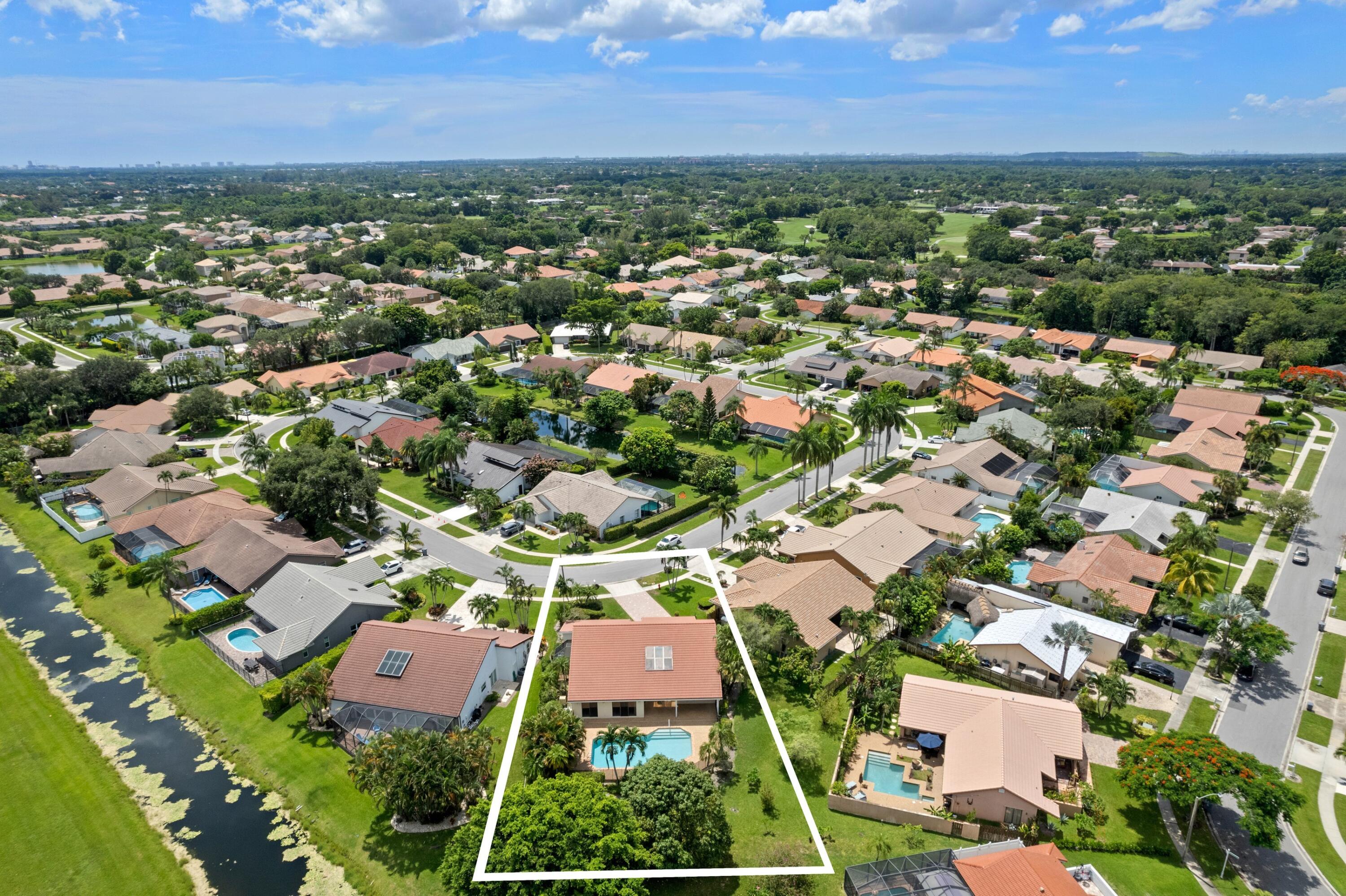 21058 Madria Circle Boca Raton, FL 33433 - Photo 5 of 26 Huge Backyard Lot