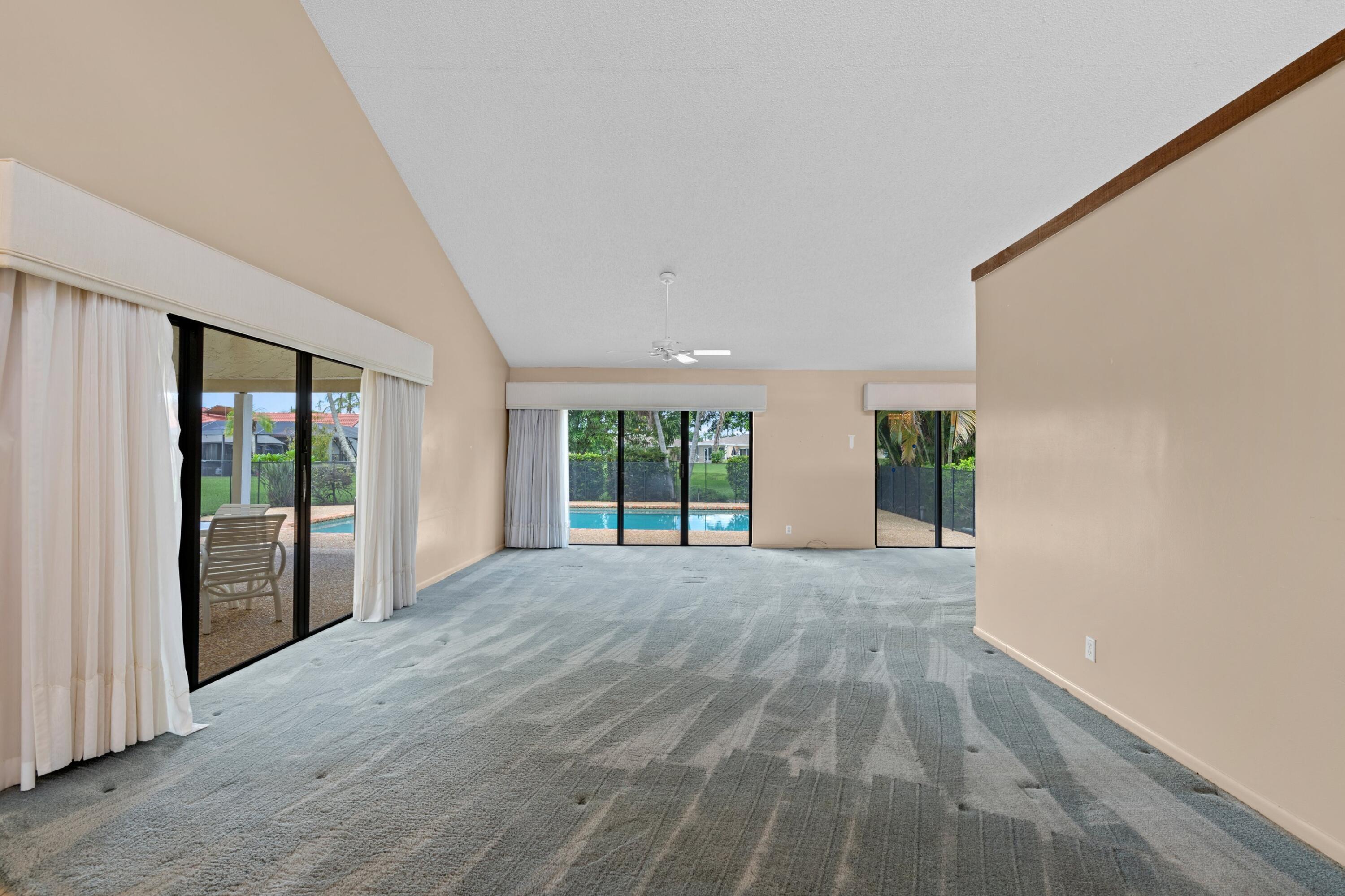 21058 Madria Circle Boca Raton, FL 33433 - Photo 9 of 26 Living Room