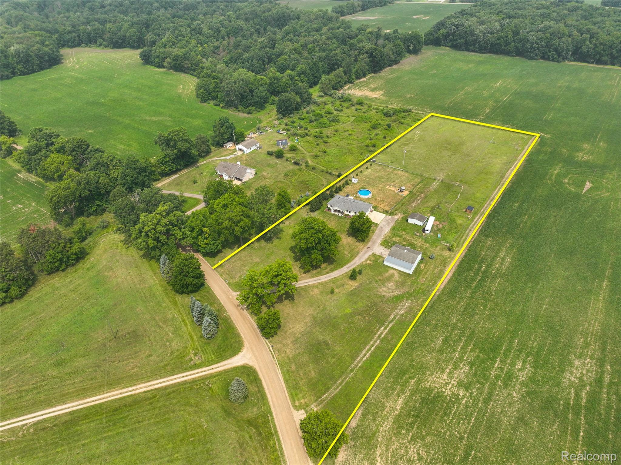 2281 Swan Road Dansville, MI 48819 - Photo 25 of 34 04.jpg