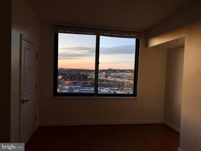 $1,950 | 2451 Midtown Avenue, Unit 1615PENTHOUSE, Alexandria, VA 22303