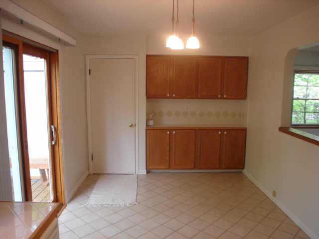 2593 Edgevale Road Columbus, OH 43221 - Photo 4 of 5