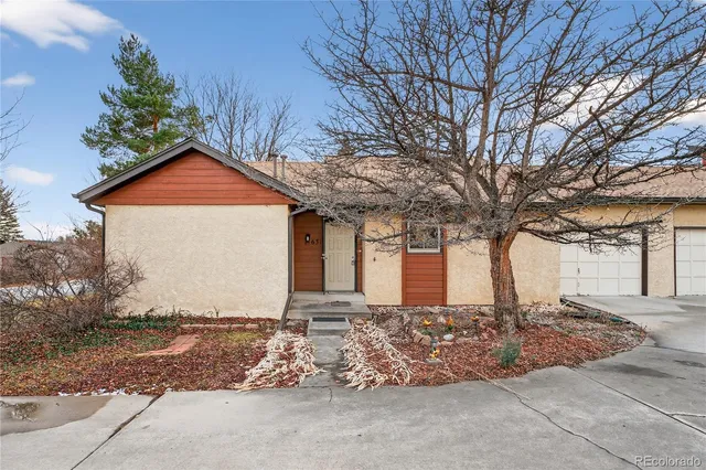 $425,000 | 631 Brentwood Street, Lakewood, CO 80214