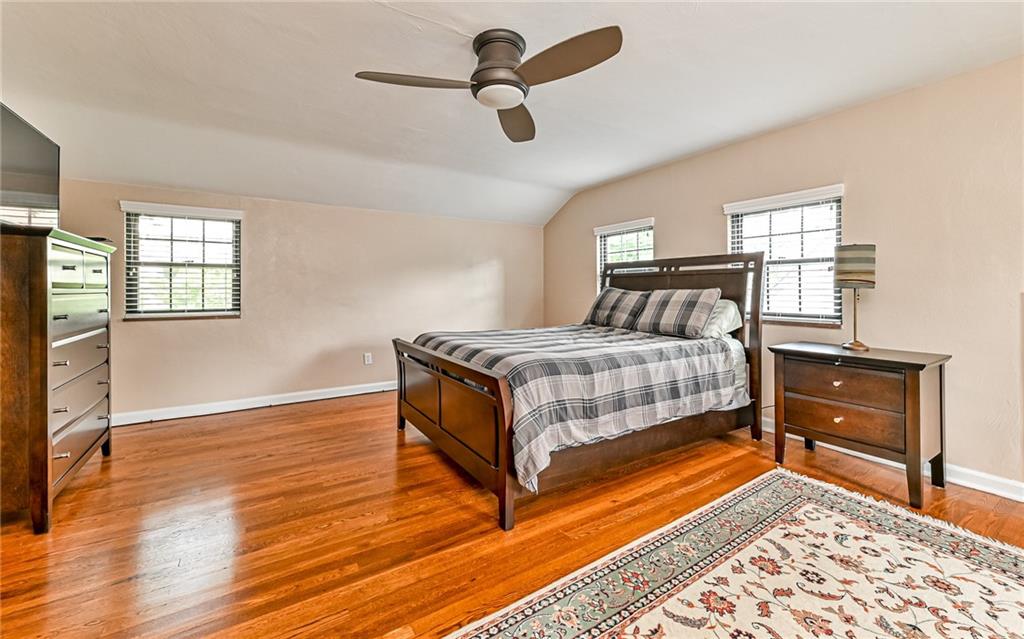 421 Old Farm Road Pittsburgh, PA 15228 - Photo 12 of 18