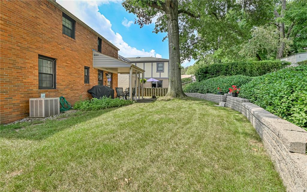 421 Old Farm Road Pittsburgh, PA 15228 - Photo 16 of 18