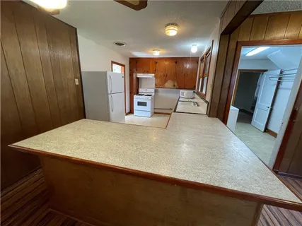 $300,000 | 65 Willow Drive, Gretna, LA 70053