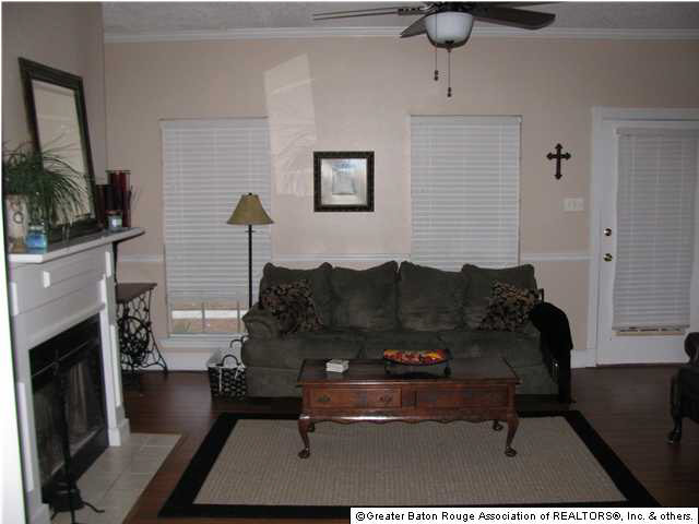 15155 Point Chenier Avenue Baton Rouge, LA 70817 - Photo 9 of 15 Gallery Image 9