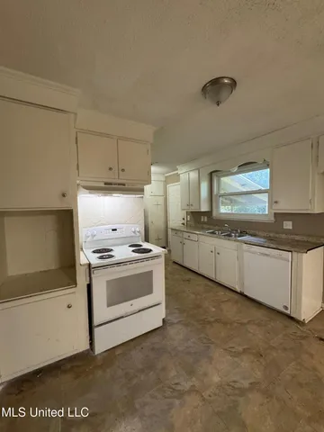 $94,900 | 945 Valencia Street, Jackson, MS 39204