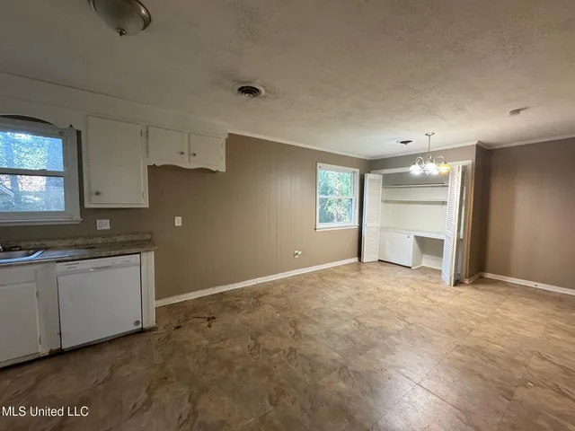 $94,900 | 945 Valencia Street, Jackson, MS 39204