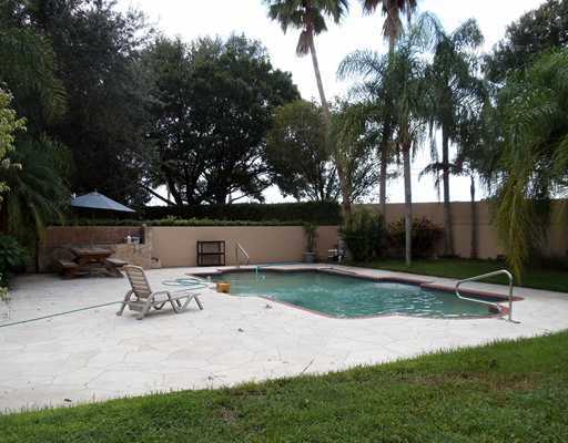 222 Hampton Court Jupiter, FL 33458 - Photo 6 of 10 Additional Photo