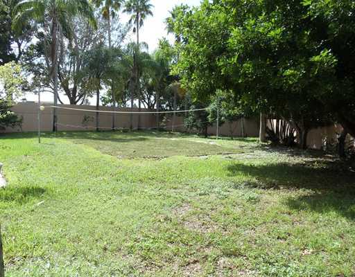 222 Hampton Court Jupiter, FL 33458 - Photo 7 of 10 Additional Photo