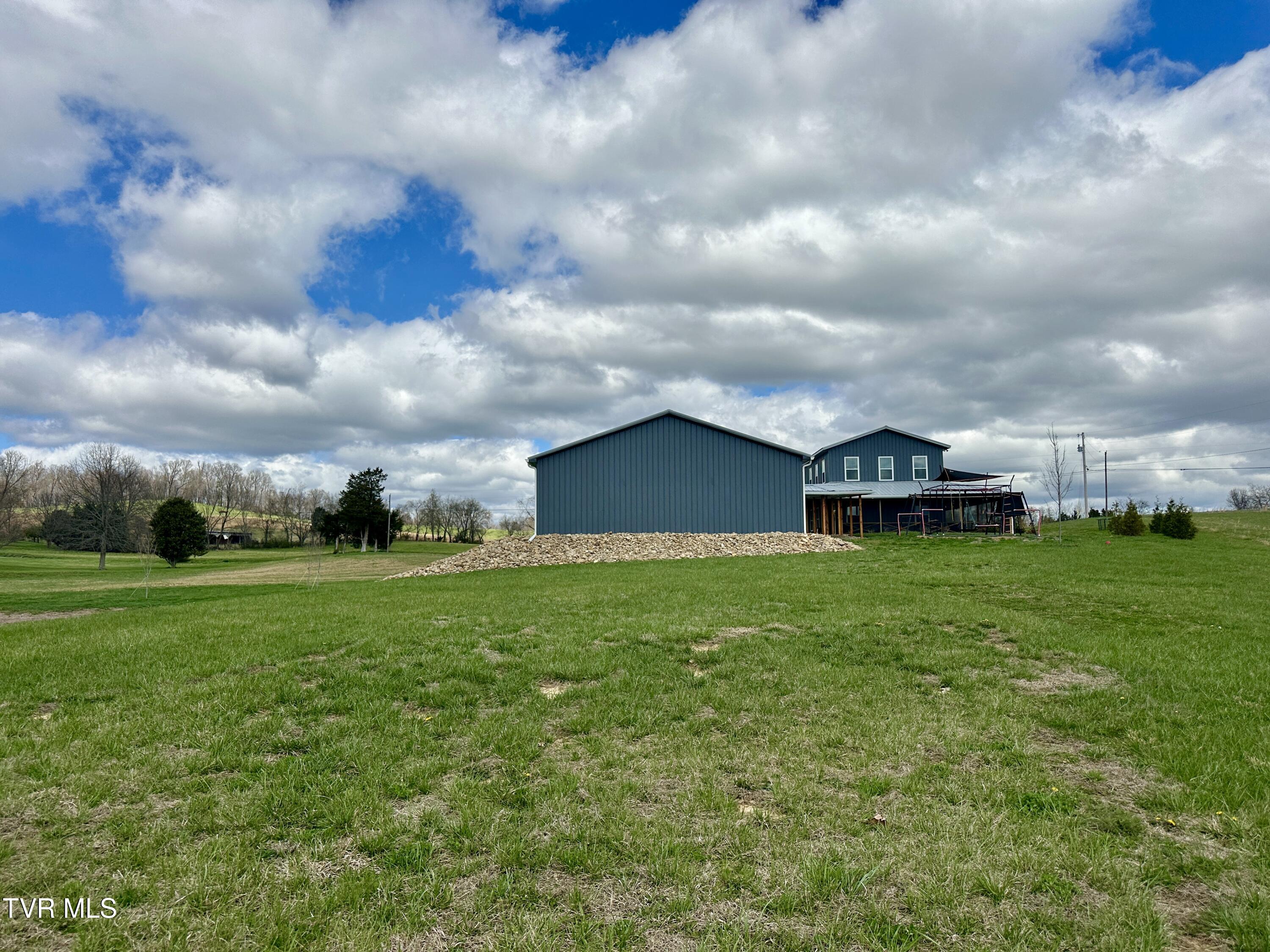 1600 Mary Lamons Road Afton, TN 37616 - Photo 77 of 89 048o