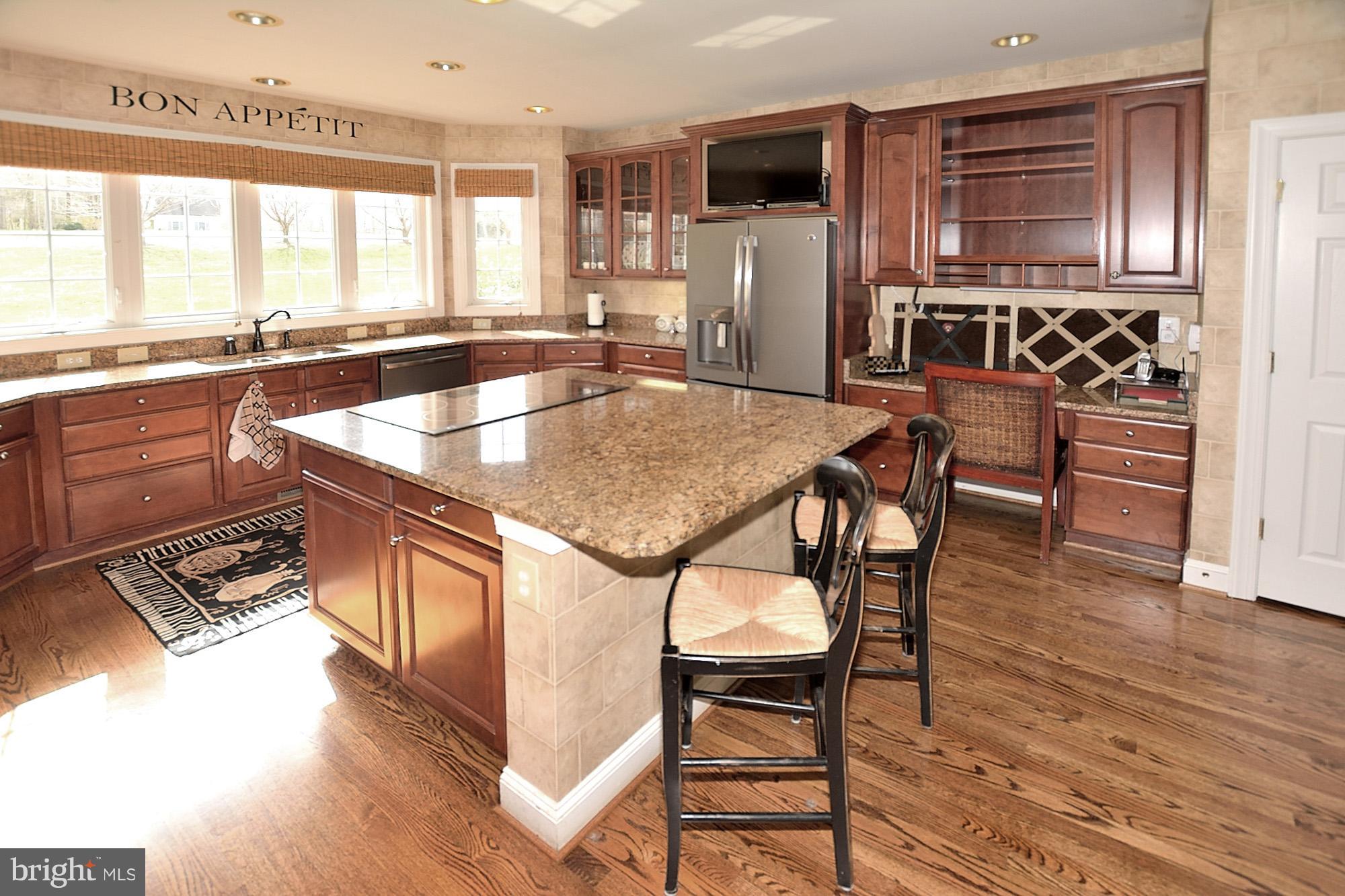 7995 Pinnacle Ridge Drive Manassas, VA 20112 - Photo 11 of 26 Kitchen