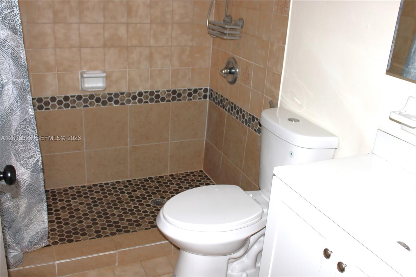 2260 West 55th Street, Unit 2 Hialeah, FL 33016 - Photo 13 of 24