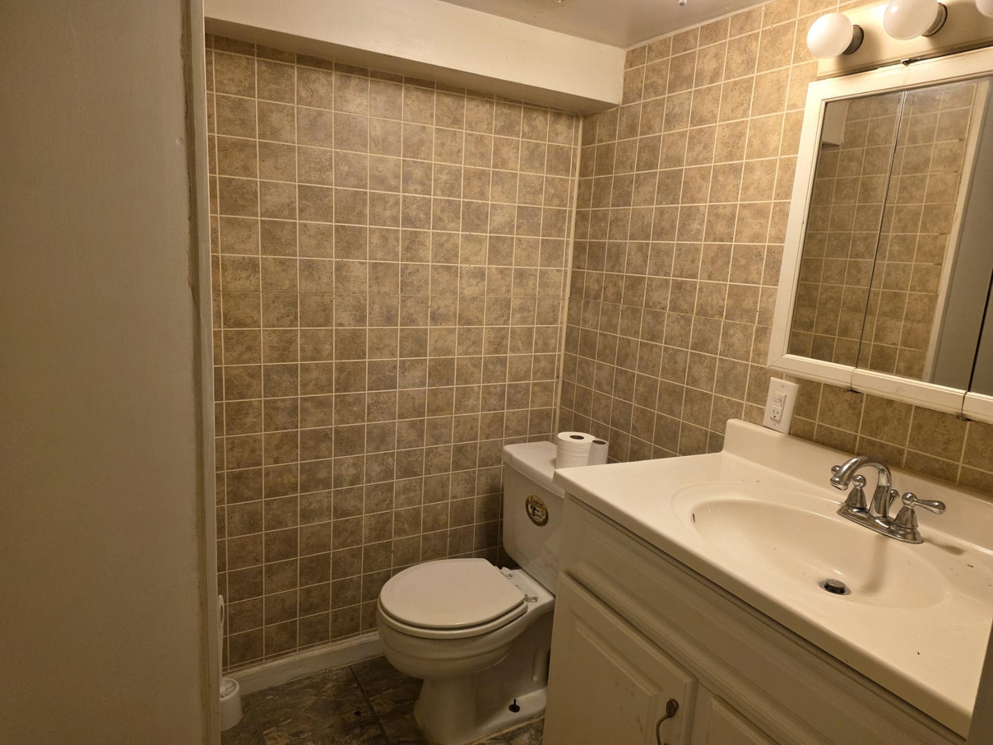 10147 South State Street Chicago, IL 60628 - Photo 11 of 16