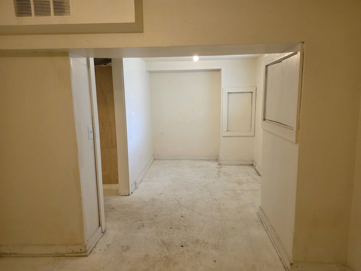 10147 South State Street Chicago, IL 60628 - Photo 12 of 16