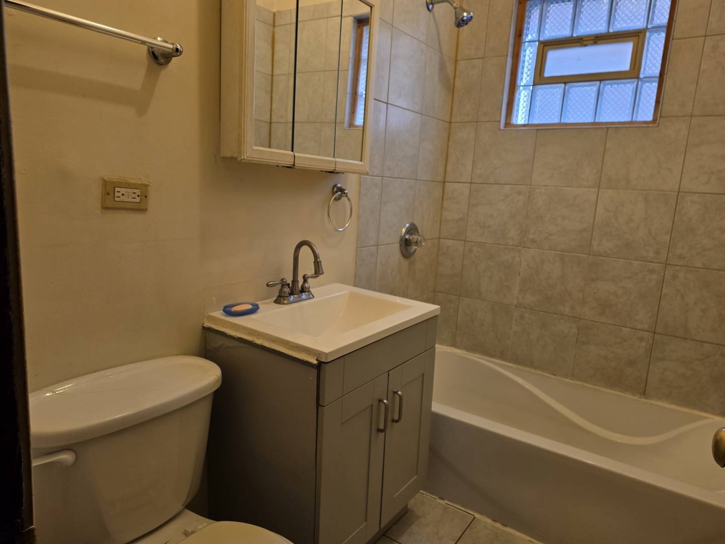 10147 South State Street Chicago, IL 60628 - Photo 7 of 16