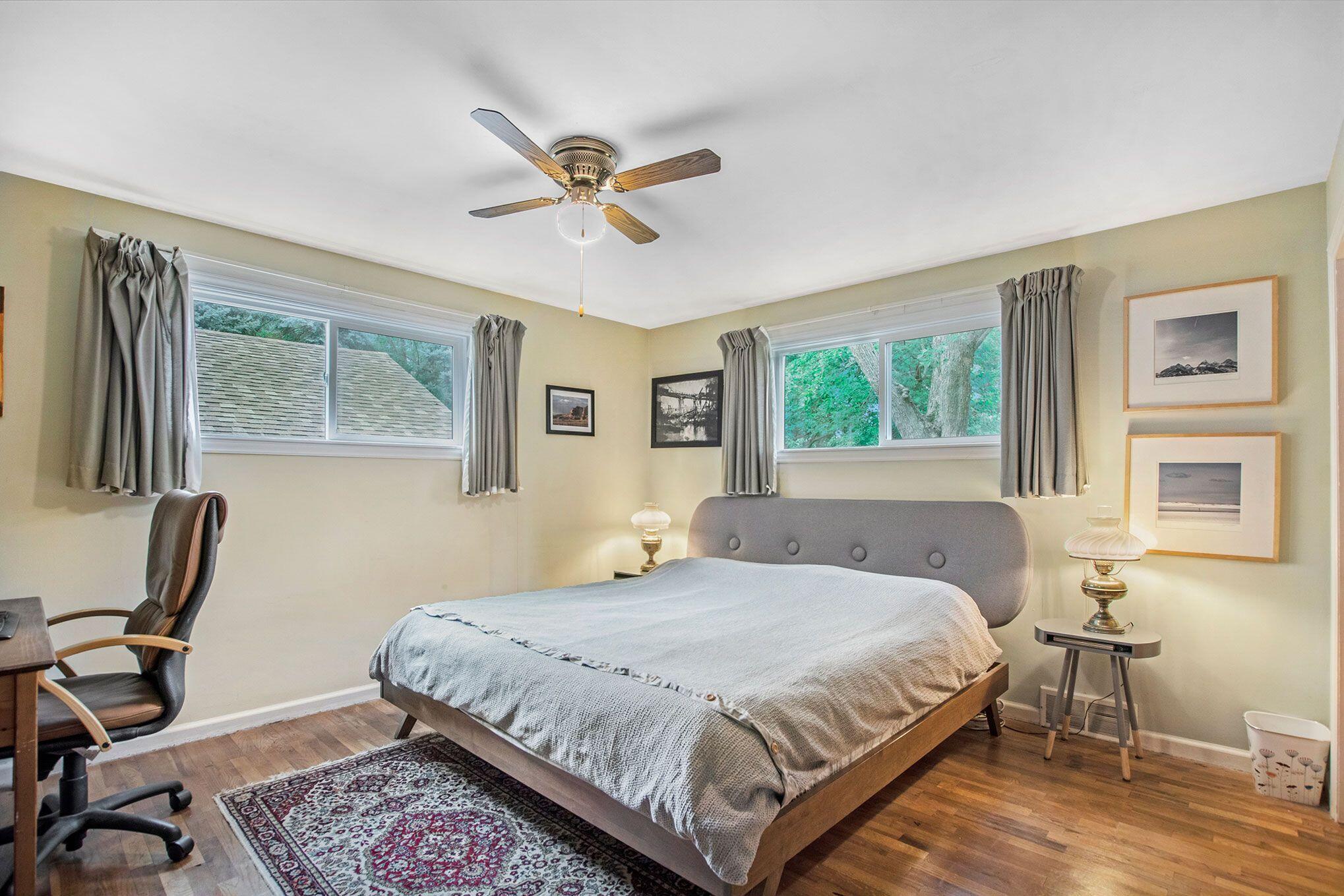 1091 Vick Road Norton Shores, MI 49441 - Photo 15 of 21 Vick 12