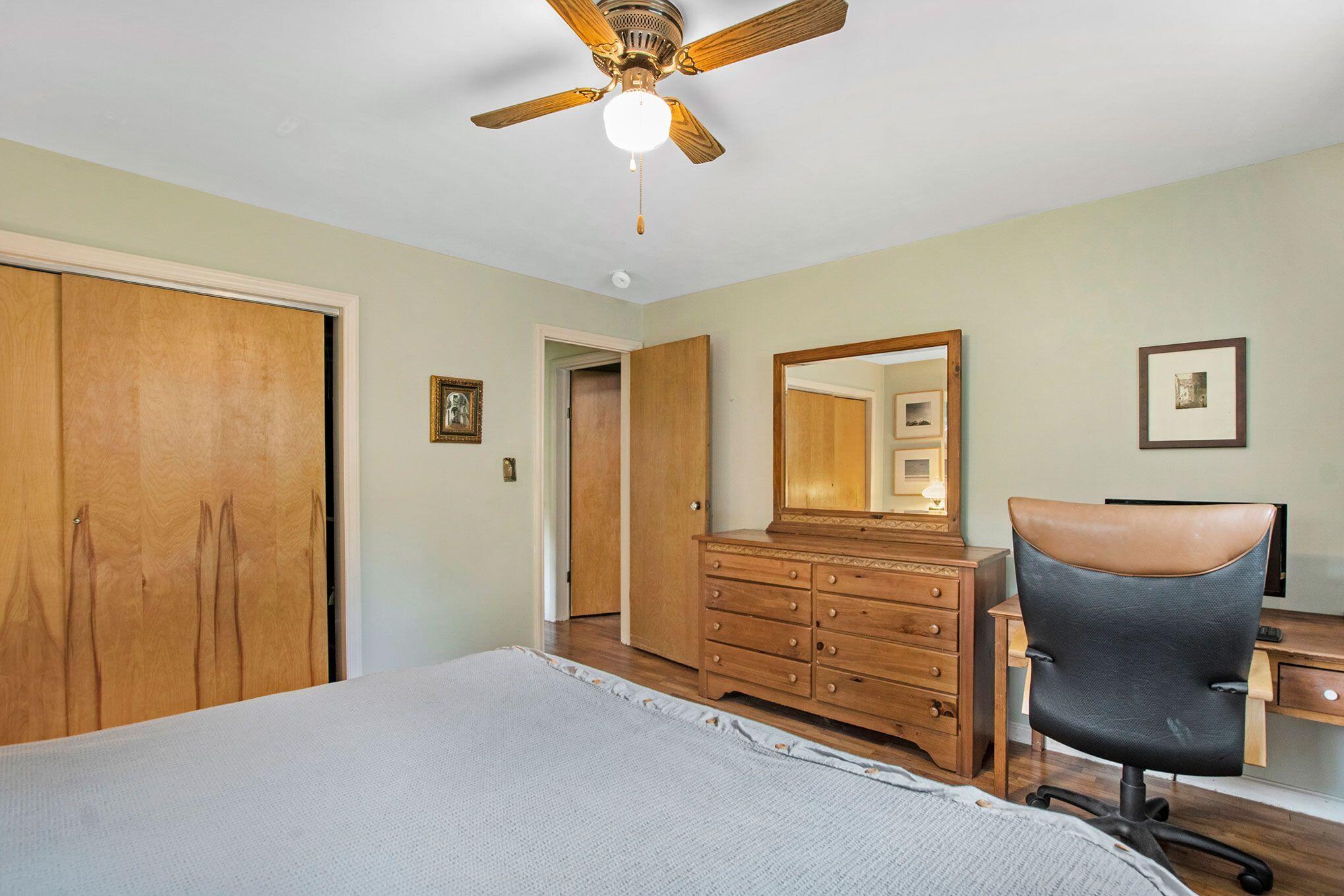 1091 Vick Road Norton Shores, MI 49441 - Photo 16 of 21 Vick 13