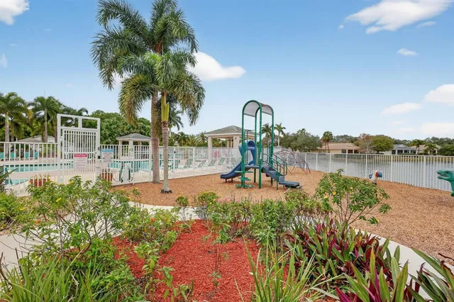 $459,000 | 544 Southwest Lake Manatee Way, Port St. Lucie, FL 34986