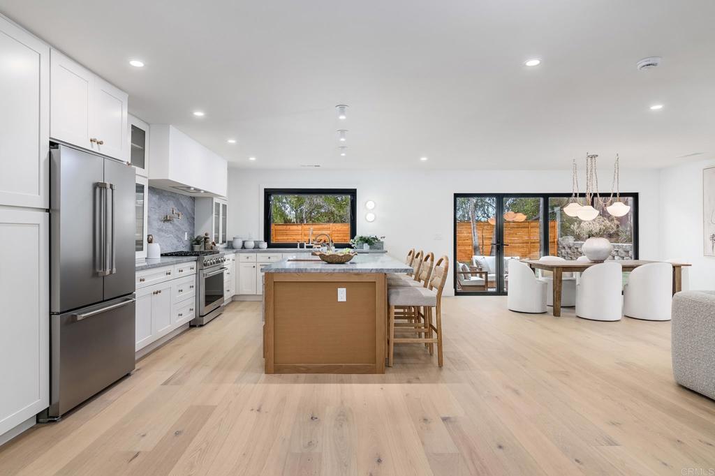 602 Fresca Street Solana Beach, CA 92075 - Photo 6 of 28