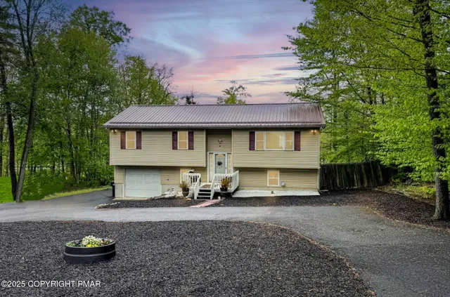 $315,000 | 2787 Pocono Circle, Bartonsville, PA 18321